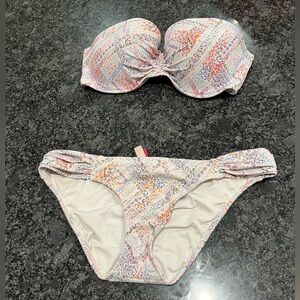 Victoria’s Secret matching Bathing suit set